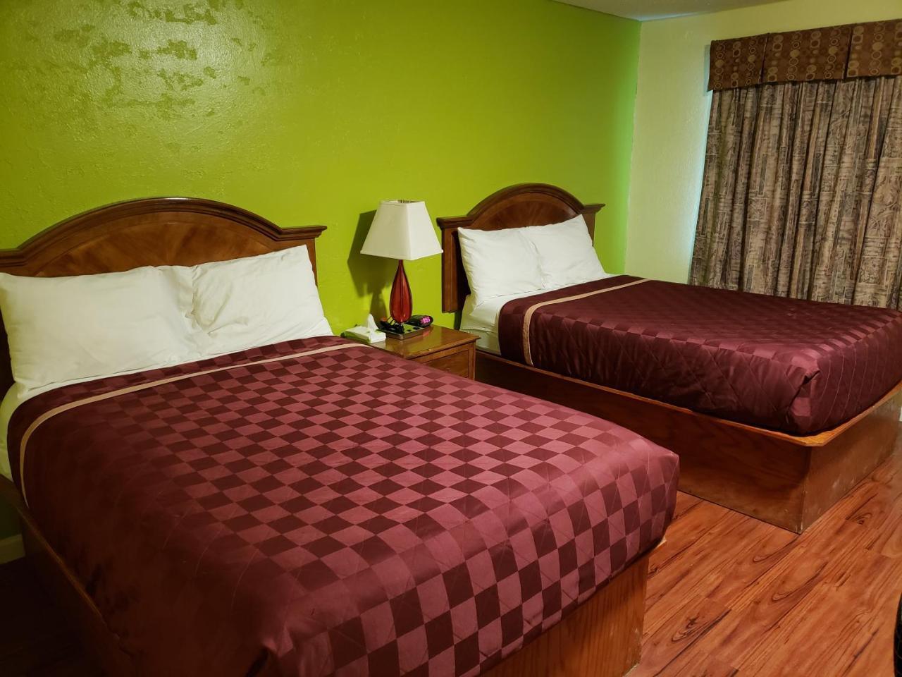 La Hacienda Inn Artesia Luaran gambar